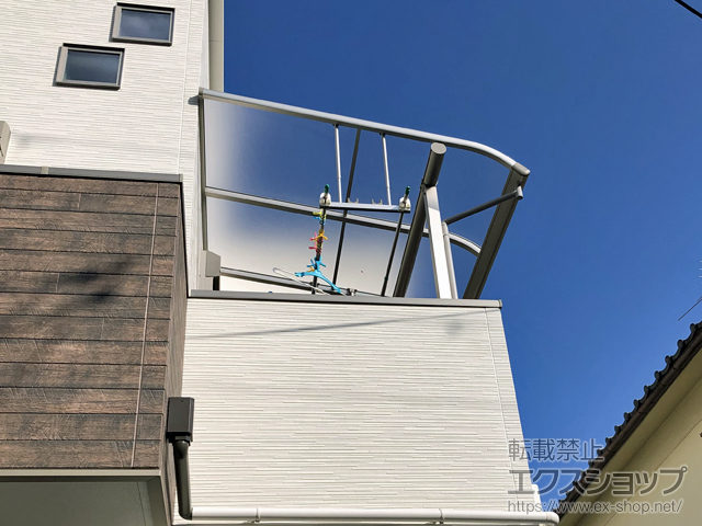 大阪府高槻市ののバルコニー・ベランダ屋根 プレシオステラス R型 屋根タイプ 単体 積雪〜20cm対応 施工例