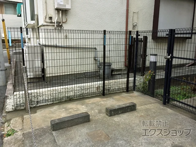 東京都世田谷区のLIXIL(リクシル)のフェンス・柵・塀 ハイグリッドフェンスN8型 フリーポールタイプ 施工例