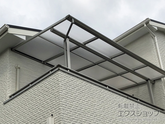 大阪府守口市ののバルコニー・ベランダ屋根 ヴェクターテラス F型 屋根タイプ 単体 積雪〜20cm対応 施工例