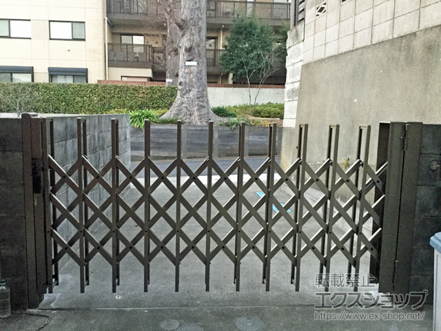 東京都世田谷区ののカーゲート トリップゲート NC型 ノンキャスター 片開き 26S 施工例