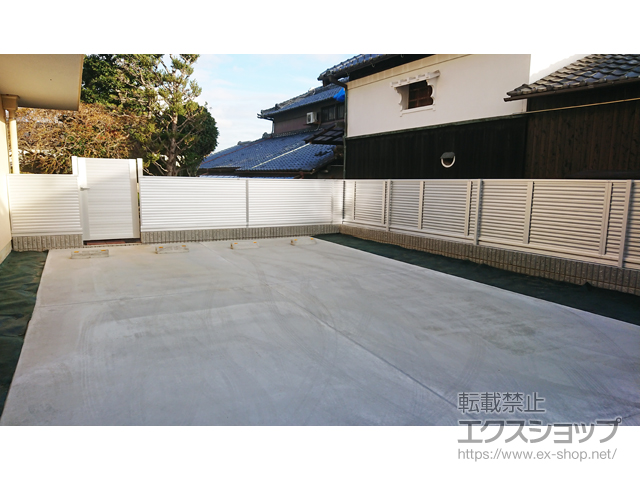 大阪府豊中市のの門扉 シンプレオ門扉5型 横目隠し 片開き 門柱使用 施工例