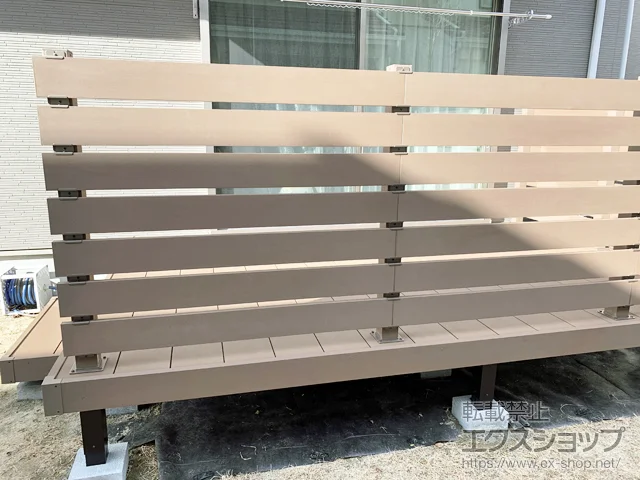 �򕌌��e�����s��YKKAP�̃E�b�h�f�b�L ���E�b�h�f�b�L 200 �{�H��