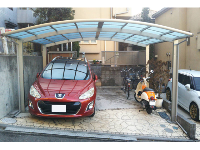 神奈川県横浜市ののカーポート レイナツインポートグラン 積雪〜20cm対応 施工例