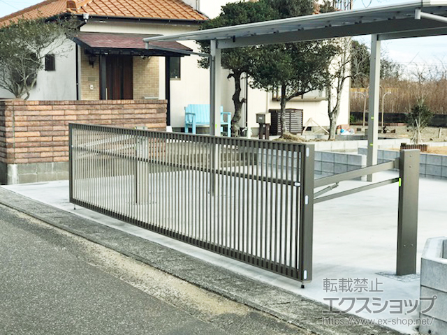 茨城県神栖市ののカーゲート ワイドオーバードアS2型 手動式 施工例