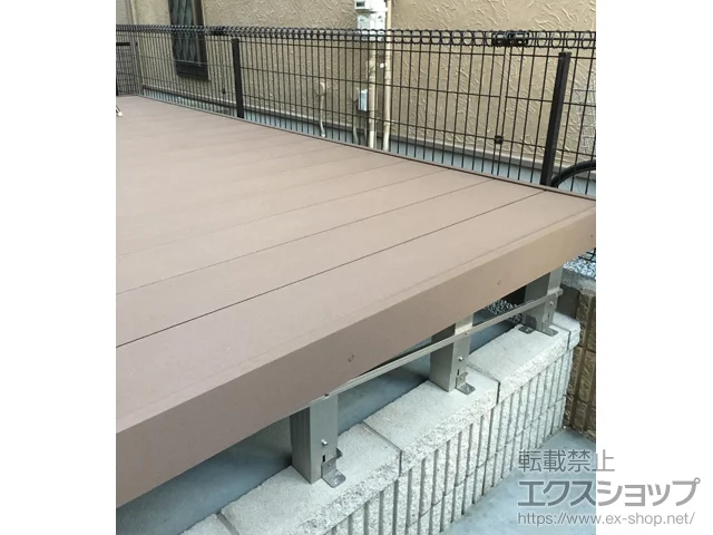 東京都府中市のYKKAPのウッドデッキ リウッドデッキ 200 施工例