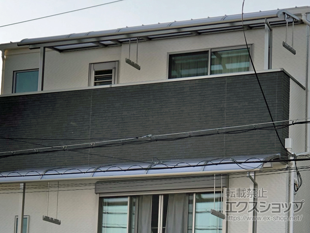 大阪府堺市ののバルコニー・ベランダ屋根 スピーネ R型 屋根タイプ 単体 積雪〜20cm対応※躯体側出幅違い納まり 施工例
