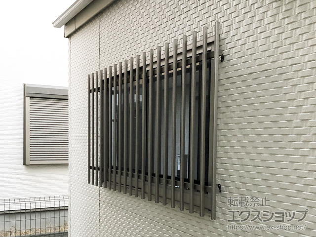 千葉県市川市のLIXIL リクシル（トステム）の面格子・窓格子 アルミ面格子 A型 施工例