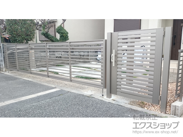 大阪府豊中市ののカーゲート ワイドオーバードアS1型 電動式 施工例