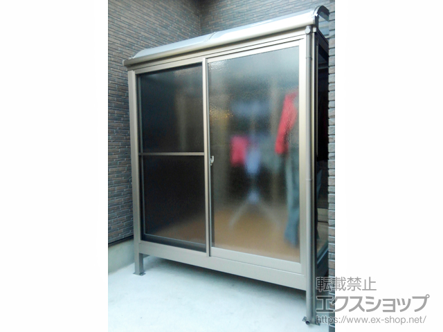 鹿児島県南さつま市ののテラス囲い・サンルーム サニージュ R型 床納まり ランマ無 積雪〜20cm対応 施工例