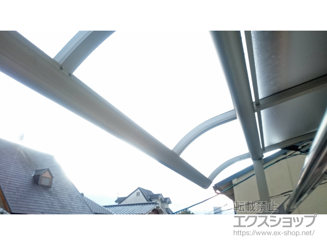 京都府京都市ののバルコニー・ベランダ屋根 ヴェクターテラス R型 屋根タイプ 単体 積雪〜20cm対応 施工例