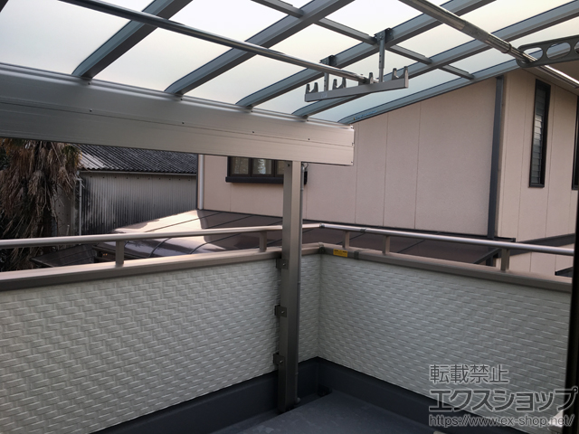 奈良県大和郡山市ののバルコニー・ベランダ屋根 ヴェクターテラス R型 1500 屋根タイプ 単体 積雪〜50cm対応 施工例