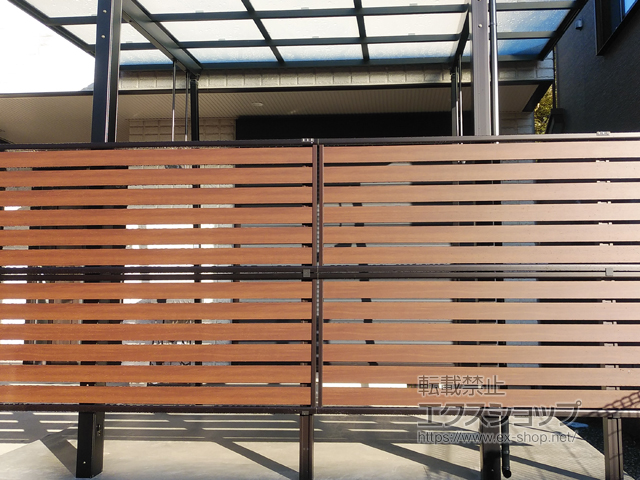 神奈川県中郡二宮町ののフェンス・柵 モクアルフェンス 横板タイプ 2段支柱 自立建て用 施工例