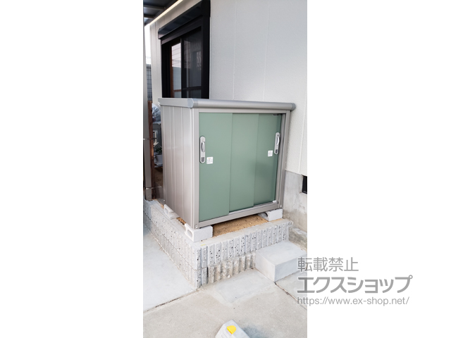 大阪府守口市のの物置・屋外倉庫 エスモ 一般型 1050×750×1101 ESE-1007Y-EG 施工例