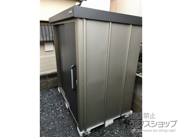 東京都府中市のの物置・屋外倉庫 エスケーエイト SK8-70 一般型 1800×1200×1940 SK8-70-GK 施工例