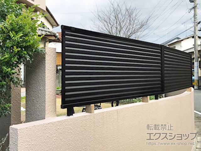 福岡県糟屋郡篠栗町ののフェンス・柵 ミエーネフェンス 目隠しルーバータイプ 自由柱施工 施工例