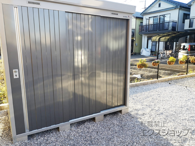 静岡県静岡市のの物置・屋外倉庫 ネクスタ 一般型 2210×1370×2020（NXN-30S） NXN-30S-PG 施工例