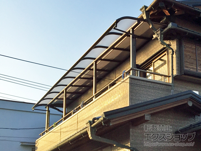 千葉県松戸市ののバルコニー・ベランダ屋根 ヴェクターテラス R型 屋根タイプ 連棟+多連結セット 積雪〜20cm対応 施工例