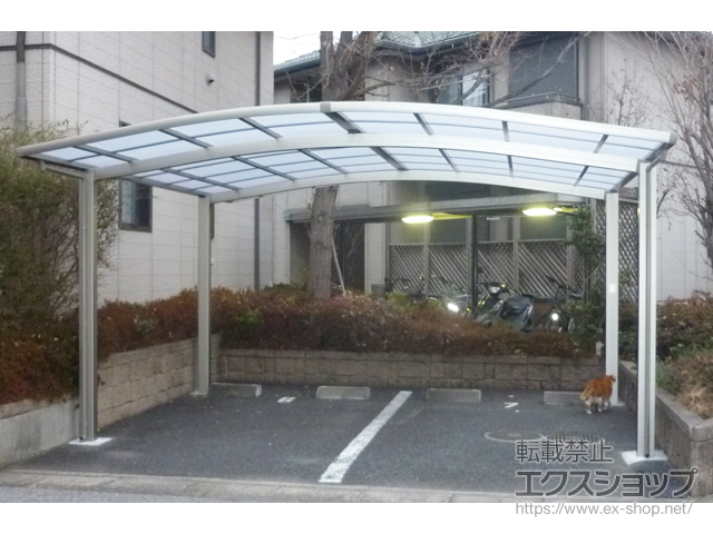 埼玉県越谷市ののカーポート ネスカR (ラウンドスタイル) ワイド 積雪〜20cm対応 施工例