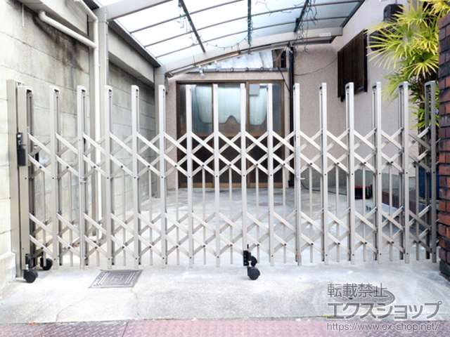 京都府京都市ののカーゲート トリップゲート ペットガード型 ノンレール 片開き 30S 施工例