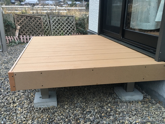 愛媛県新居浜市のLIXIL リクシル（トステム）のウッドデッキ レストステージ 幕板納まり 施工例