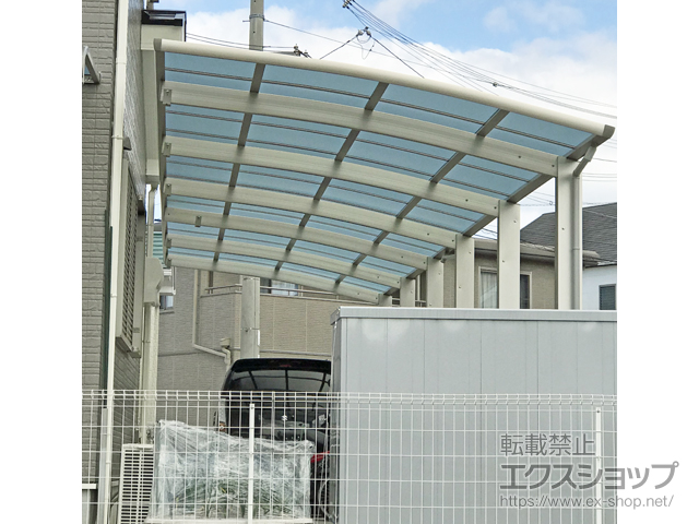 大阪府泉佐野市ののカーポート レイナポートグランZ 縦連棟　積雪〜20cm対応 施工例