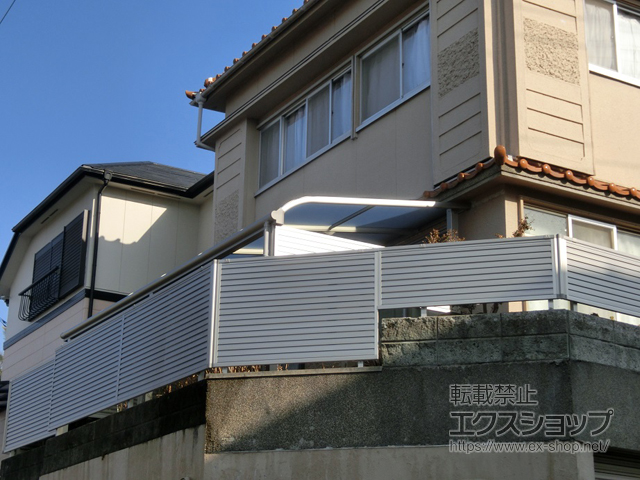 兵庫県神戸市ののフェンス・柵 ミエーネフェンス 目隠しルーバータイプ 自由柱施工※柱なし 施工例