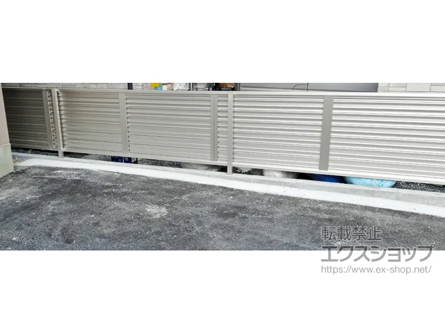 静岡県浜松市のValue Selectのフェンス・柵・塀 ミエーネフェンス 目隠しルーバータイプ 自由柱施工 施工例