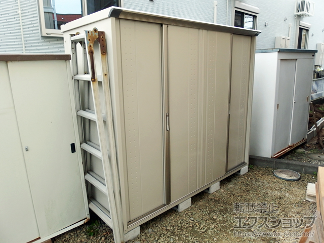 静岡県静岡市のの物置・屋外倉庫 グランプレステージジャンプ 2247×900×1900（GP-229A-F） GP-229A-F-MW 施工例