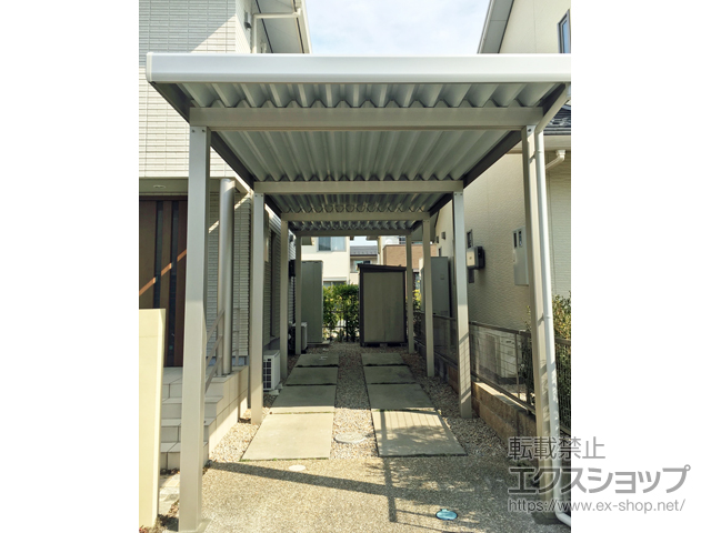 滋賀県彦根市ののカーポート ジーポートneo Aタイプ 縦連棟 角柱8本柱 積雪〜100cm対応 施工例