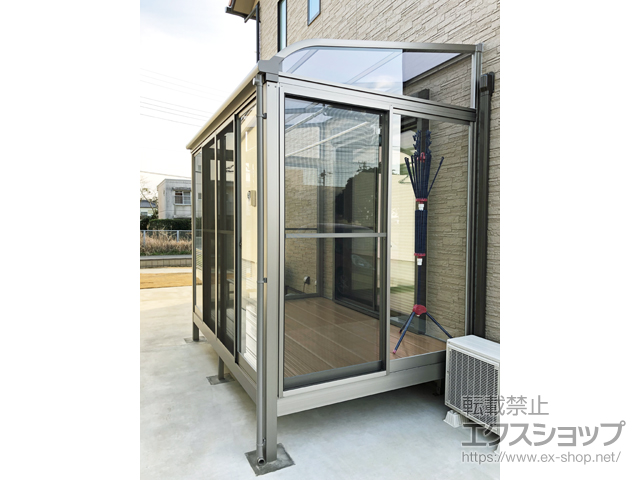 千葉県銚子市ののテラス囲い・サンルーム サニージュR型 床納まり（ランマなし）積雪20cm対応 施工例