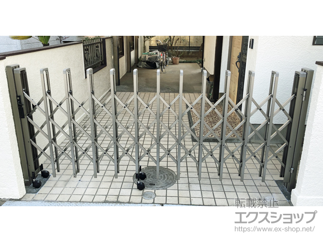 東京都立川市ののカーゲート トリップゲート RC型 ノンレール 片開き 28S 施工例