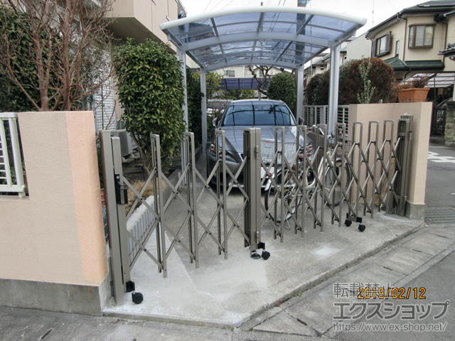 神奈川県大和市ののカーゲート トリップゲート RB型 ノンレール 片開き親子 37DO(13S+24T) 施工例