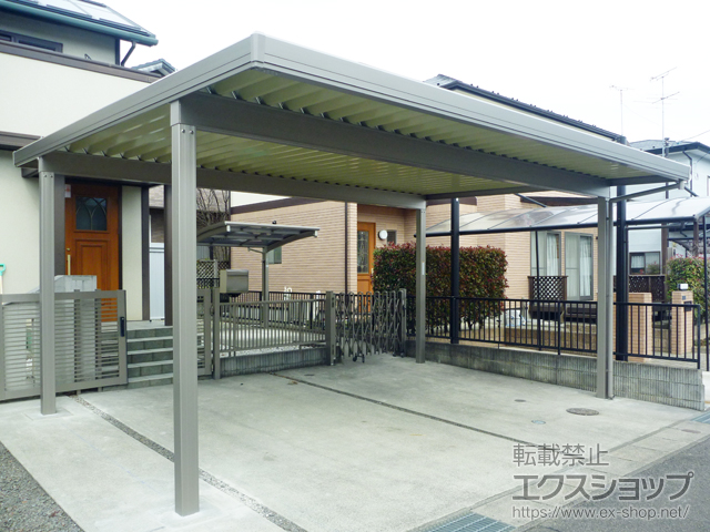 福島県福島市のLIXIL リクシル（トステム）のカーポート テリオスポートIII 1500 2台用 角柱/4本柱 積雪〜50cm対応 施工例