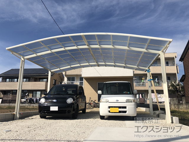 岐阜県各務原市ののカーポート ネスカR (ラウンドスタイル) ワイド 積雪〜20cm対応 施工例