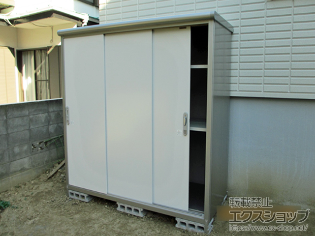 神奈川県横浜市のの物置・屋外倉庫 エスモ 一般型 2100×900×1959 ESE-2109A-PW 施工例