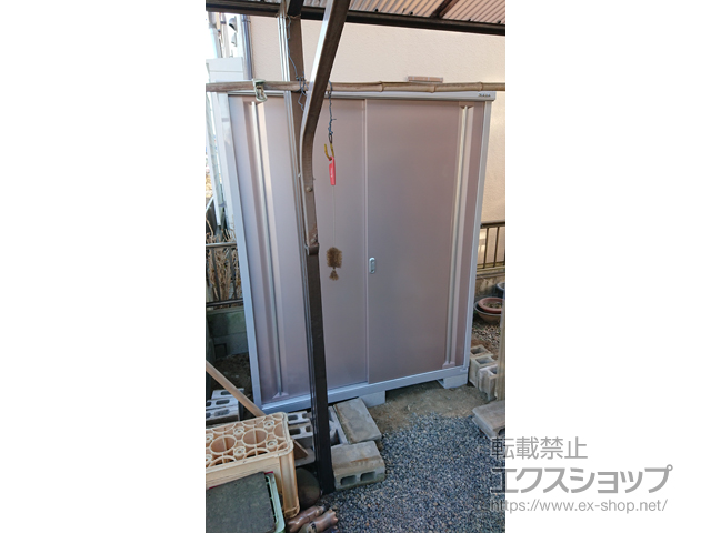 埼玉県上尾市のの物置・屋外倉庫 シンプリー 一般型 1520×905×1903 MJX-159E-AR 施工例