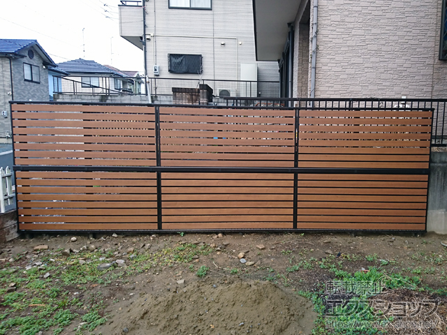 静岡県周智郡森町ののフェンス・柵 モクアルフェンス 横板タイプ 2段支柱 自立建て用（パネル2段） 施工例