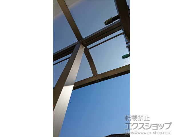 東京都立川市ののバルコニー・ベランダ屋根 スピーネ R型 屋根タイプ 連棟 積雪〜20cm対応 施工例