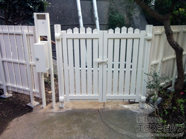 神奈川県横須賀市のの門扉 シンプレオ門扉A1型 アメリカン 両開き 門柱使用 施工例