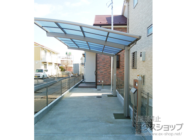 神奈川県藤沢市ののカーポート フーゴR (ラウンドスタイル) 積雪〜20cm対応 施工例