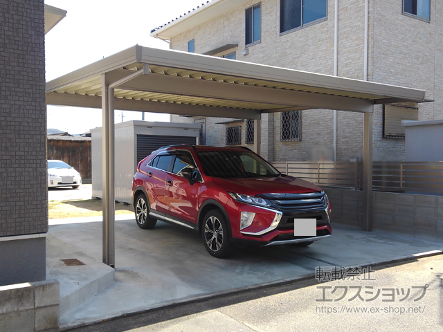 岡山県倉敷市のLIXIL リクシル（トステム）のカーポート テリオスポートIII 1500 2台用 角柱4本柱 積雪〜50cm対応 施工例