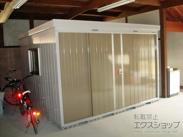 山口県下関市のの物置・屋外倉庫 ネクスタ 一般型 3050×2630×2020（NXN-80S） NXN-80S-MB 施工例