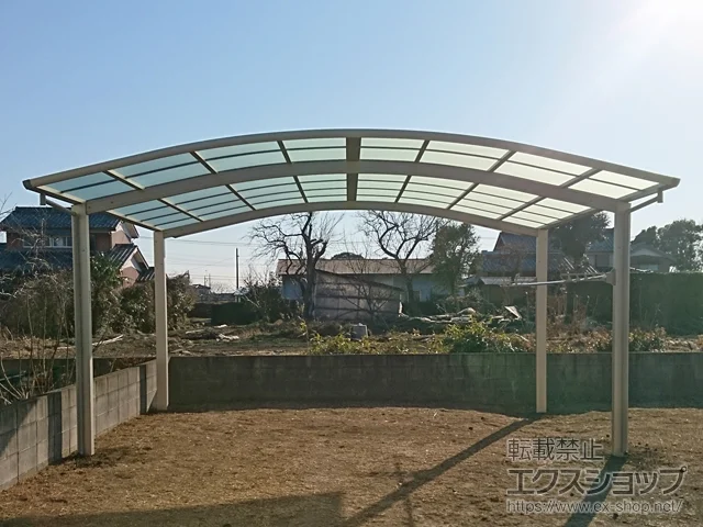 埼玉県羽生市のYKKAPのカーポート レイナツインポートグラン　積雪～20cm対応 施工例