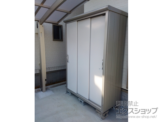 埼玉県春日部市のの物置・屋外倉庫 エスモ 一般型 1350×650×1959 ESE-1306A-PW 施工例