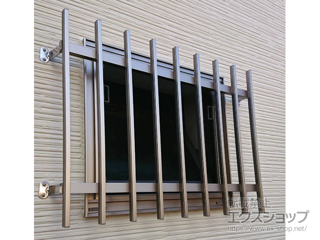 兵庫県宝塚市のLIXIL リクシル（トステム）の面格子・窓格子 アルミ面格子 A型 施工例