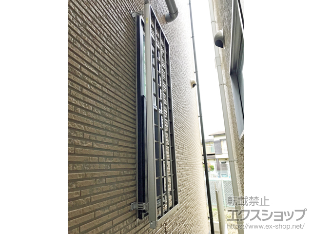 静岡県静岡市のLIXIL リクシル（トステム）の面格子・窓格子 【特注】アルミ面格子 井桁 施工例