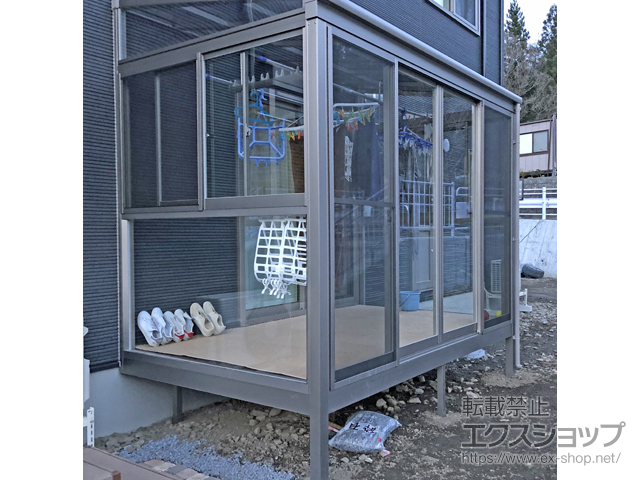 岩手県釜石市ののテラス囲い・サンルーム サニージュ F型 床納まり ランマ無 積雪50cm対応 施工例