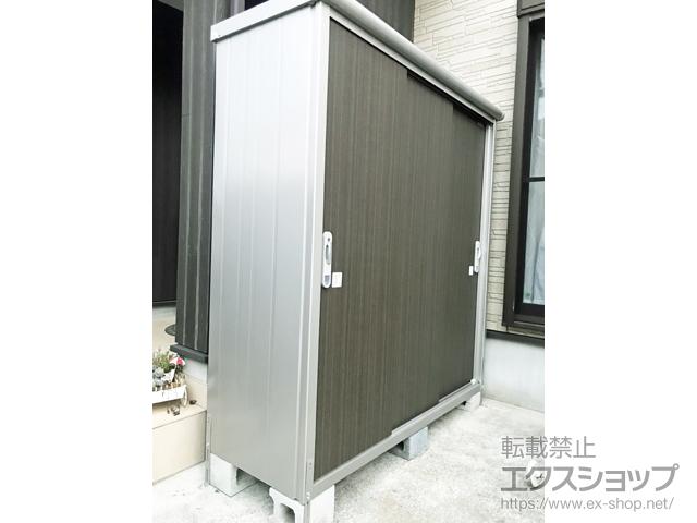 千葉県四街道市のの物置・屋外倉庫 エスモ 一般型 1797×650×1959（ESE-1806A） ESE-1806A-DW 施工例