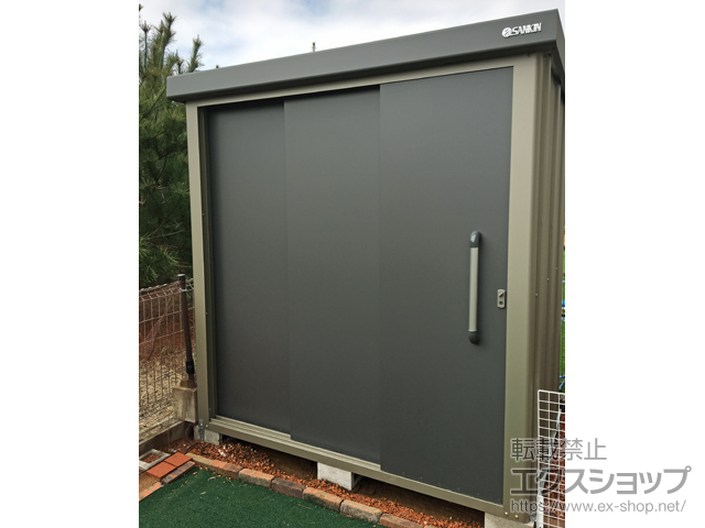 千葉県成田市のの物置・屋外倉庫 エスケーエイト SK8-70 一般型 1800×1200×1940 SK8-70-GK 施工例