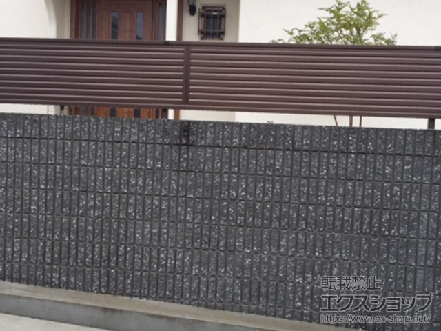 広島県廿日市市ののフェンス・柵 ミエーネフェンス 目隠しルーバータイプ 自由柱施工 施工例